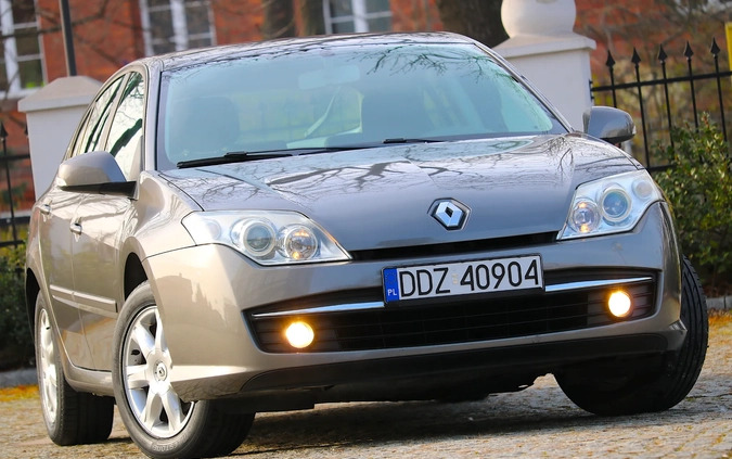 Renault Laguna cena 18800 przebieg: 177098, rok produkcji 2009 z Dzierżoniów małe 667